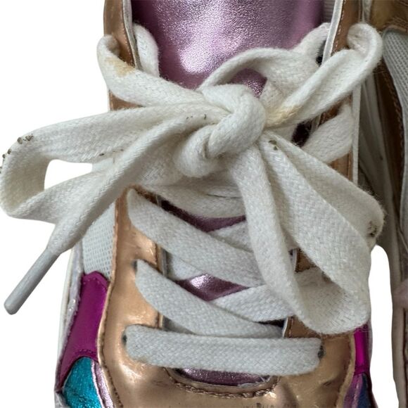 Holographic and Metallic Steve Madden Girls Jmemory Sneakers Size 5 - Picture 3 of 7